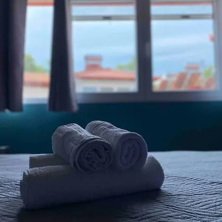 Apartamento Cozy New Few Meters Away From Side. *