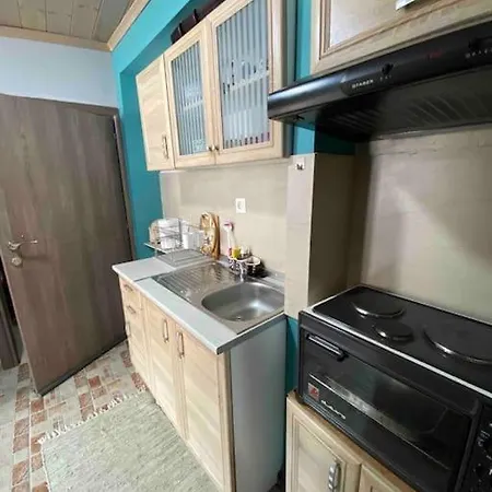 Cozy New Few Meters Away From Side. Λεπτοκαρυά